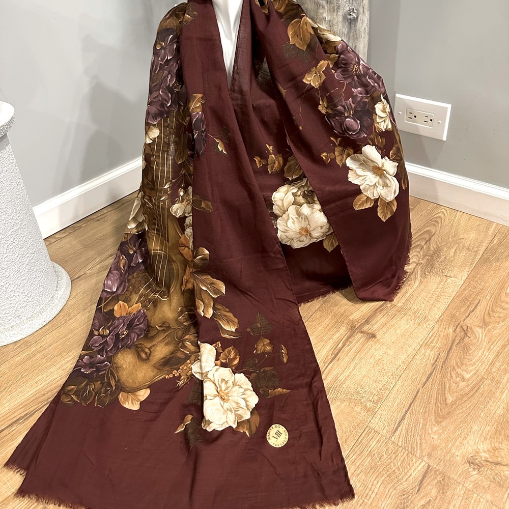Mantero collection wool scarf